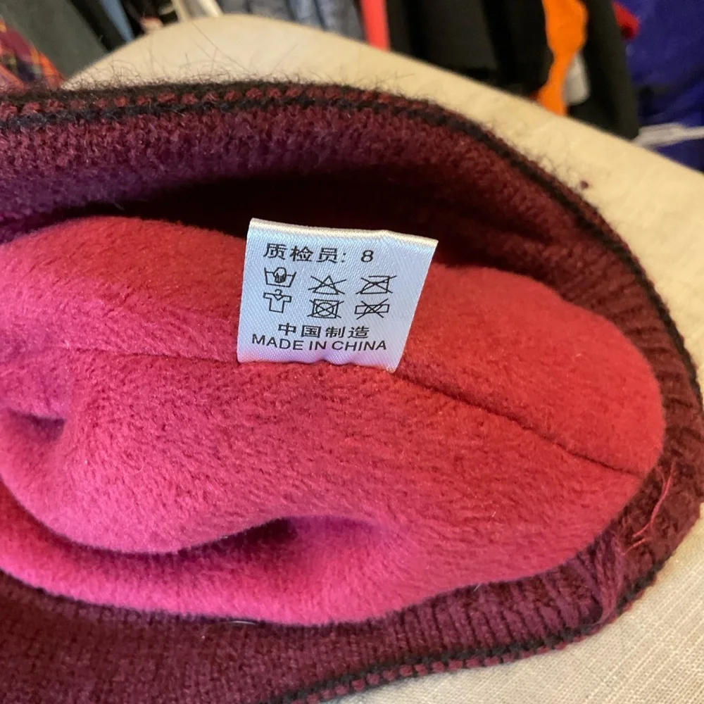 SHEIN Burgundy and Black Checkered Hat - Picture 6 of 7